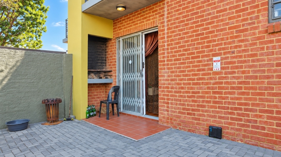 1 Bedroom Property for Sale in Rustenburg Central North West